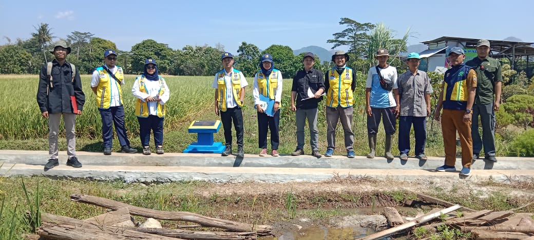 Pemdes Sindangmekar Bersama Kelompok Tani P3A Sampir Jaya