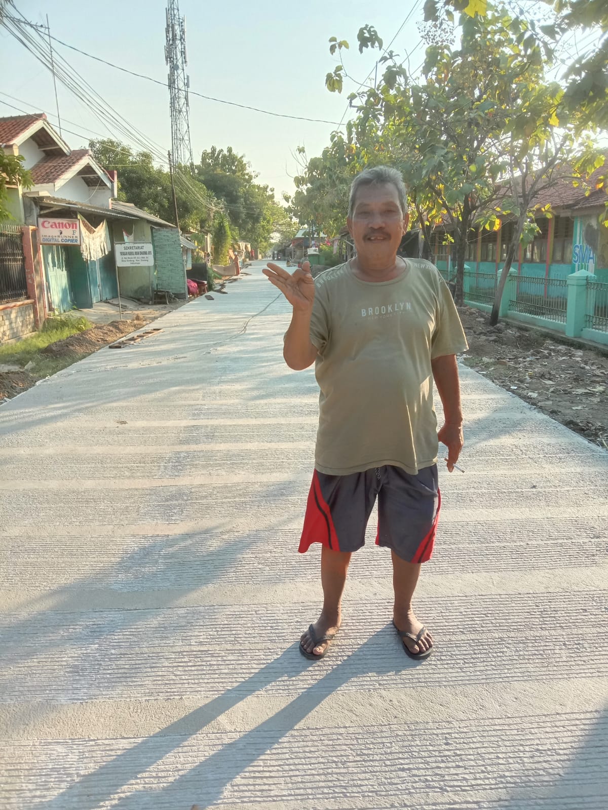 Ester Simamora, SH sambut baik Pembangunan jalan Nyi Resik Desa Sindang